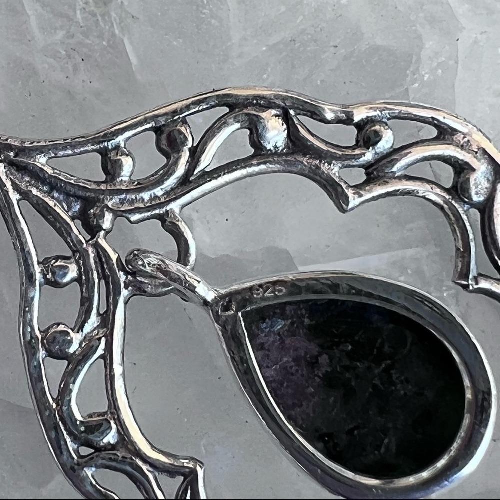 Ruby Zoisite Dangling Stone Pendant Necklace - image 5